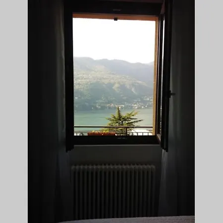 In Blevio; Stunning View Of The Apartamento Blevio